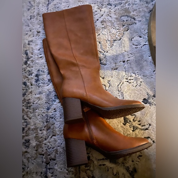 ZODIAC Riona Block-Heel Riding Boots - Picture 2 of 5